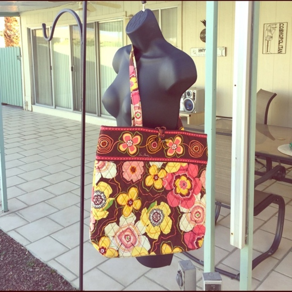 SALE: THIS WEEKEND ONLY!!Vera Bradley Bag NWOT!!!